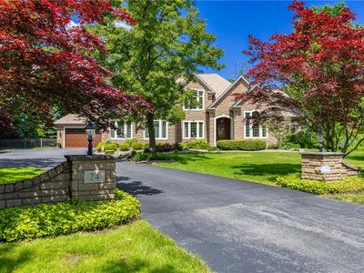 24 N Shore Dr