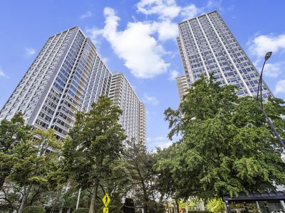 4250 N Marine Dr APT 2629