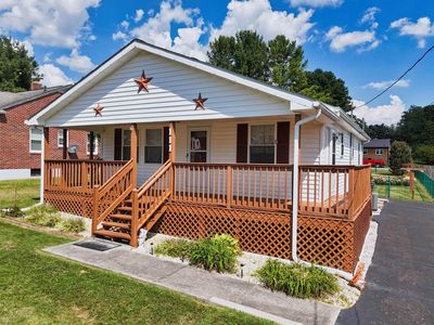 111 Hagan St