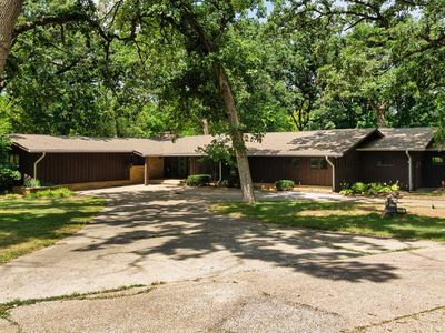 1750 E Ridge Rd