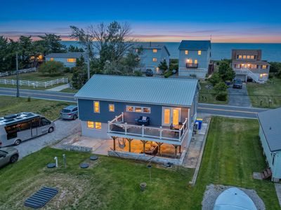 476 Bay Ave