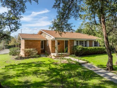 3300 Adeline Dr