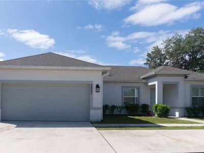 5003 NW Manville Dr