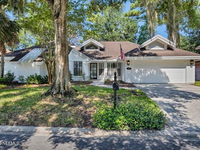 6029 BRIDGEWATER Circle