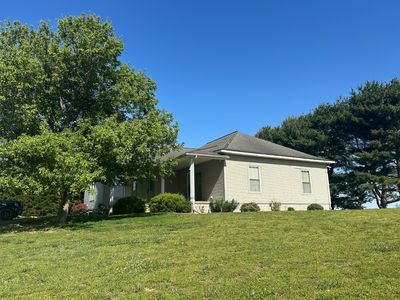 Property at 729 County Road 1375 E, Carmi, IL
