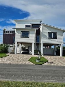 3385 GULFVIEW DRIVE