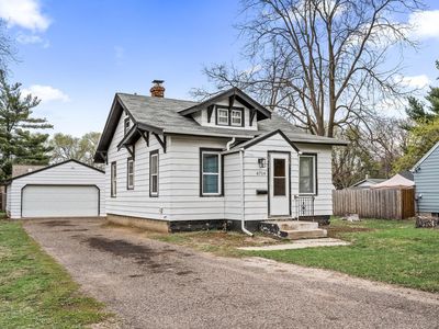 6714 Corvallis Ave N