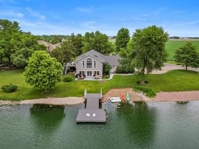 102 Lake View Dr