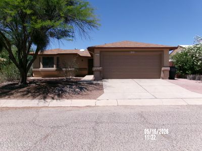 3098 S Giovanna Dr