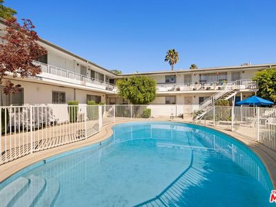 4505 Santa Rosalia Dr