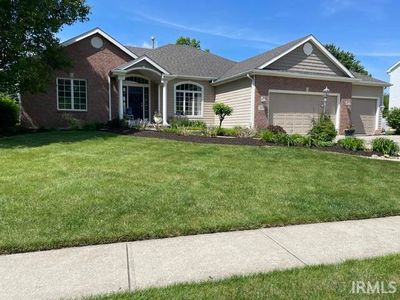 201 Creekside Ct E