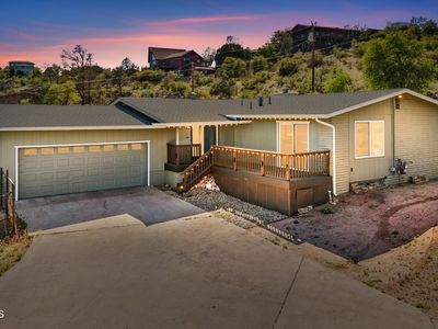 902 Fern Dr