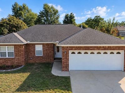 17 Applewood Cir