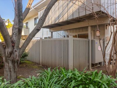 255 S Rengstorff Ave APT 55