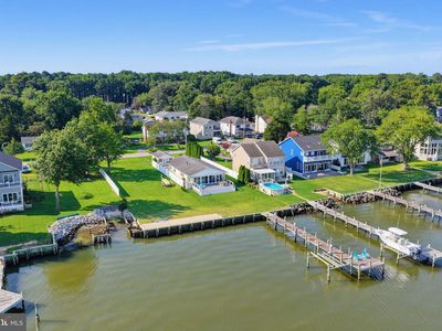 942 Chester River Dr