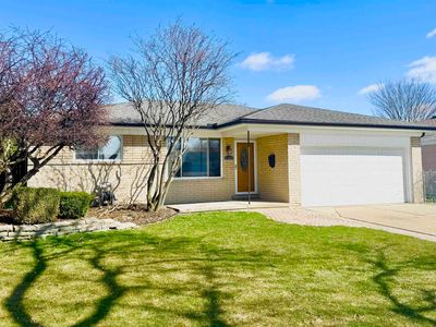 11223 Hemlock Dr