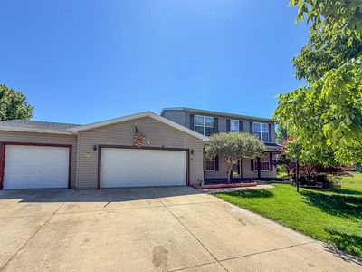 Property at 702 Balsam Dr, Saint Joseph, IL
