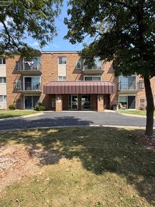 1315 S Lake Wilmer Dr