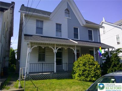910 W Broad St