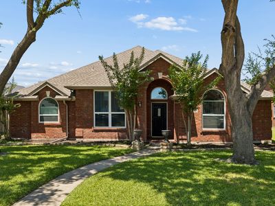 622 Stretford Ln