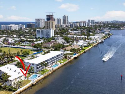 615 S Riverside Dr APT 5