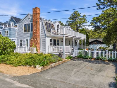 10 Lighthouse Lane
