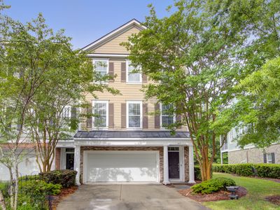 147 Palm Cove Way
