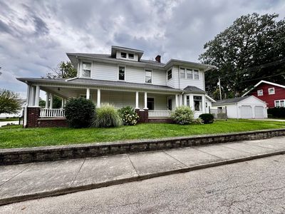 615 W Pike St