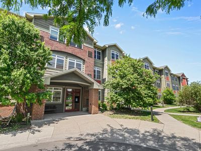 2530 E 34th St APT 210