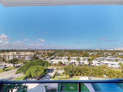 600 N Three Slands BLVD #803