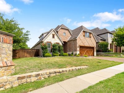 2131 N Hill Dr