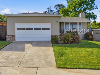 640 Cuesta Ave