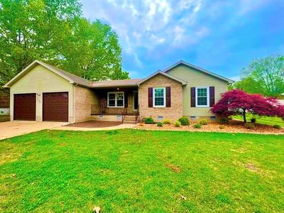 Property at 208 Greenwood Dr, Paris, TN