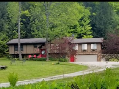 1824 Paine Turnpike South