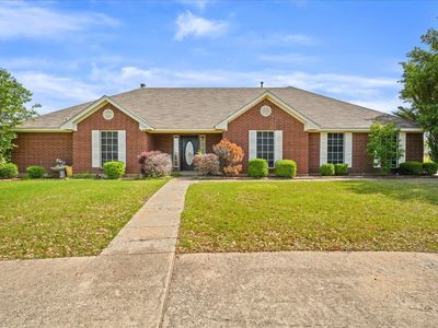 11145 Prairie Lakes Ln