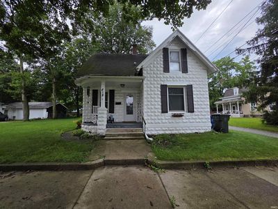 818 Pearl St