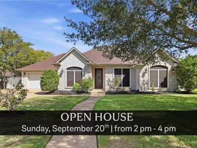 2151 Rockcliffe Loop