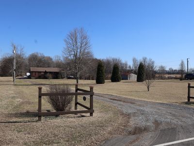 4247 Armstrong Rd