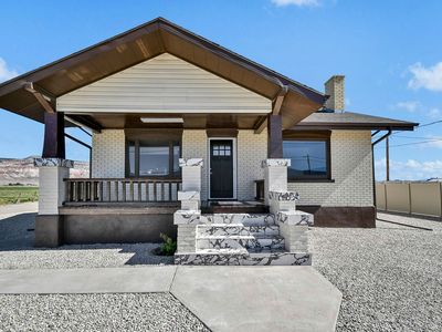 392 W Venice Center St