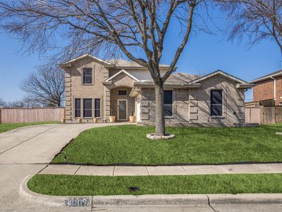Property at 8009 Trophy Ct, Rowlett, TX