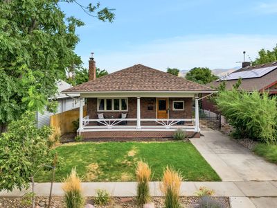 1019 E Bryan Ave
