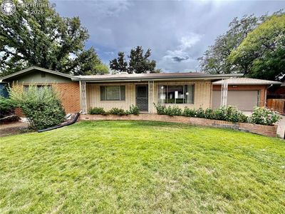1336 Woodlawn Ave