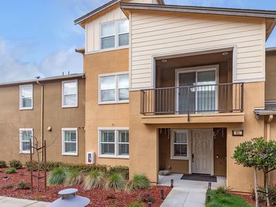 651 Elderberry Dr