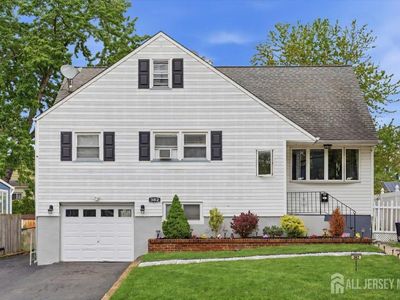 382 Ford Ave