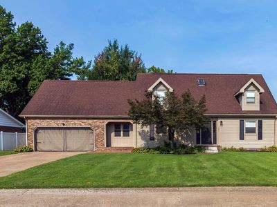641 Woodbriar Ct