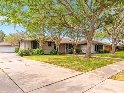 429 Bermuda Pl