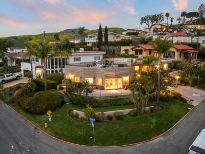307 Artemisia Ave