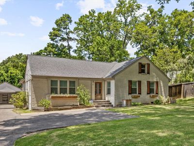 Property at 85 S White Station Rd, Memphis, TN