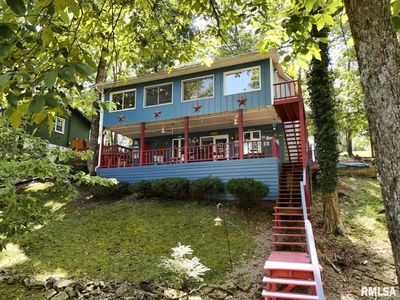 525 Lakeshore Dr S