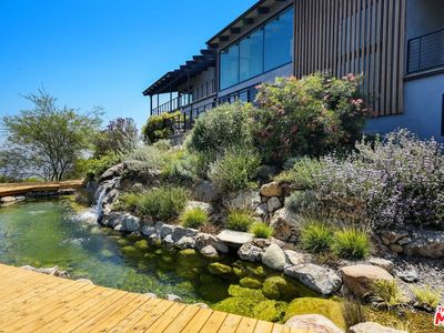 2345 Tuna Canyon Rd